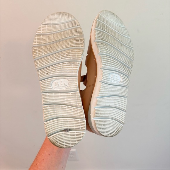 Samuel Hubbard Anytime Fisherman Sandals Nude Size 9 - Picture 3 of 6